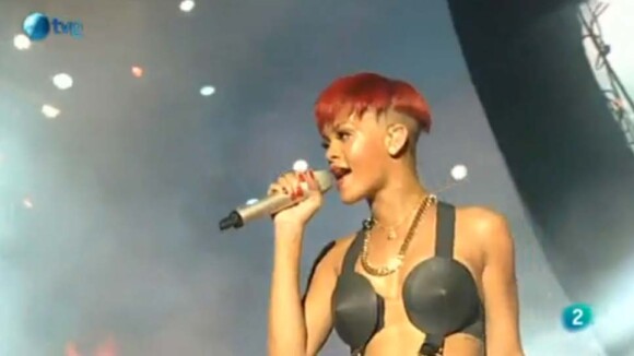 Regardez Rihanna avec sa nouvelle coupe, encore plus excentrique !