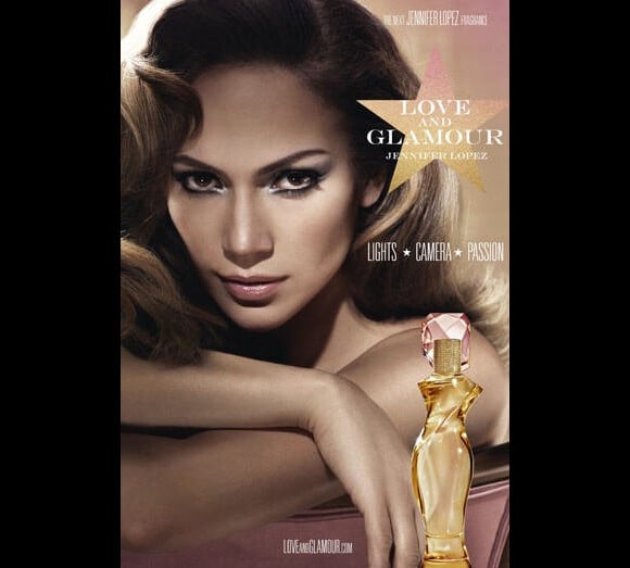 Jennifer Lopez dans la campagne de pub de son nouveau parfum, Love And Glamour