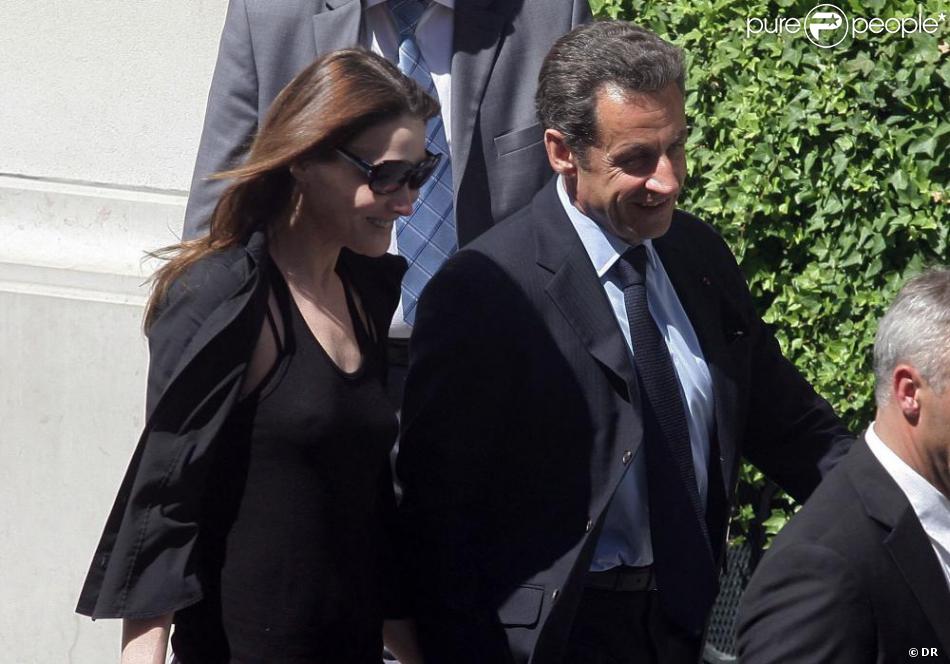 Le 5 Juin 2010 Carla Et Nicolas Se Rendent Au Mariage De Marine Delterme Et Florian Zeller Purepeople