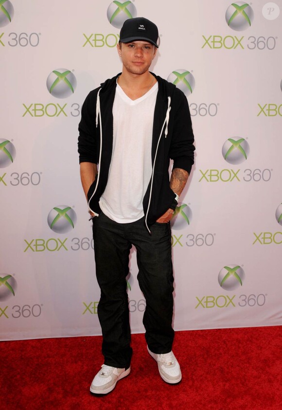 Ryan Phillippe, à l'occasion de la présentation de Project Natal, le nouveau jeu vidéo sur X-Box 360, dont la soirée de lancement s'est déroulée au Galen Center de Los Angeles, le 13 juin 2010.