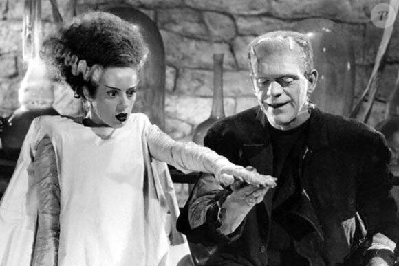 Frankenstein (Boris Karloff) et sa fiancée (Elsa Lanchester)