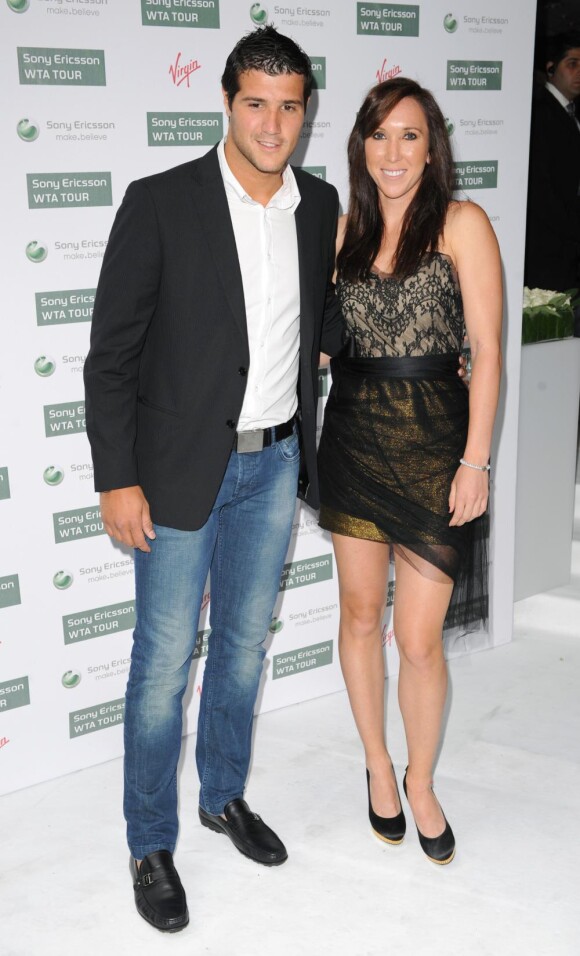 Jelena Jankovic, venue avec son boyfriend Mladjan Janovic, lors de la soirée pré-Wimbledon, à Londres, jeudi 17 juin 2010.