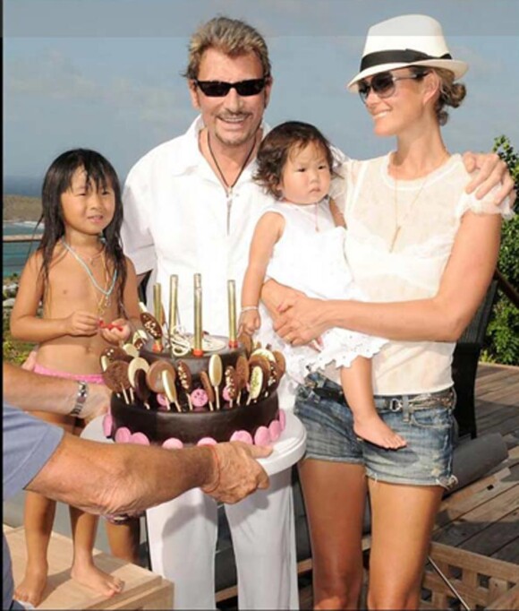 Johnny Hallyday avec sa femme Laeticia Hallyday et leurs filles Jade et Joy
