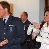Tandis que le prince William emménage avec Kate Middleton, le prince Harry doit faire face au mal du pays dont souffre sa petite amie Chelsy Davy... Problématique... (Photo : William et Kate)
