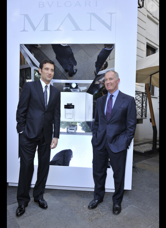Clive Owen et Francesco Trapani présentent le nouveau parfum de la maison Bulgari le 22 juin 2010 à Milan