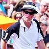 Le 27 juin 2010, le prince Harry, dans le cadre de sa visite de trois jours à New York pour promouvoir sa fondation Sentebale, participait à match de polo de charité, au cours duquel il a chuté.