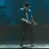 Chris Brown rend un hommage à Michael Jackson le 27 juin 2010 lors des Bet Awards à Los Angeles. Une prestation incroyable !