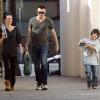 Megan Fox en compagnie de Brian Austin Green et son fils Kassius à Los Angeles  en avril 2010