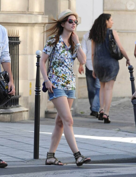 Leighton Meester et quelques amis à Paris, le 4 juillet 2010