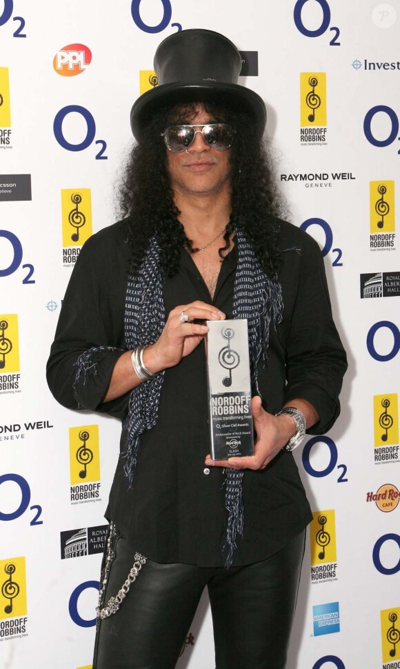 Silver Clef Awards à Londres, le 2 juillet 2010 : Slash