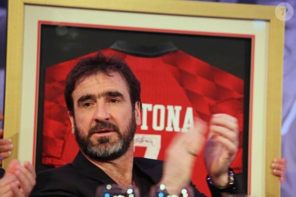Eric Cantona a bien le coeur anglais : après les événements de la Coupe du monde 2010, rien ne le consterne autant que l'état du foot... anglais.