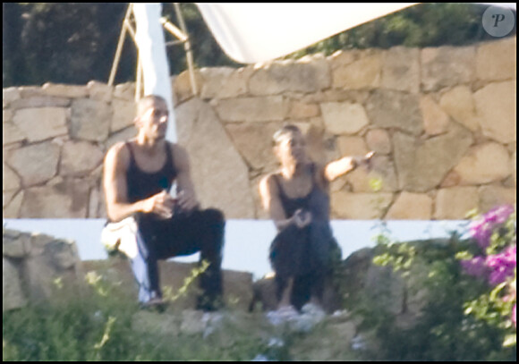 Janet Jackson et son nouvel amoureux partagent quelques jours de vacances dans une magnifique villa, en Sardaigne.
