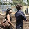 Vanessa Hudgens et son boyfriend Zac Efron se promènent en amoureux, et main dans la main, à Hollywood, il y a quelques jours.