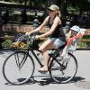 Naomi Watts, Liev Schreiber et leurs enfants en mode cyclistes ! 7/08/2010