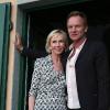 Sting présente au côté de sa femme Trudie sa nouvelle boutique de vin bio en Toscane le 4 août 2010