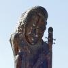 La statue de Johnny Hallyday à Verneuil-sur-Avre