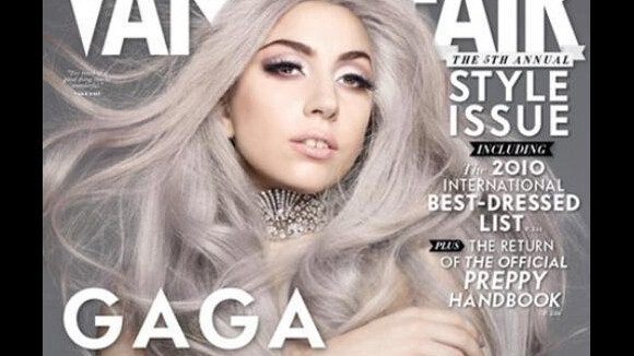 Lady Gaga : Sa poitrine dissimulée dans ses mains... La photo que l'on n'aurait pas dû voir !