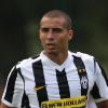 Le footballeur David Trezeguet quitte la Juventus de Turin pour rejoindre la Liga espagnole et le club Hercules Alicante.