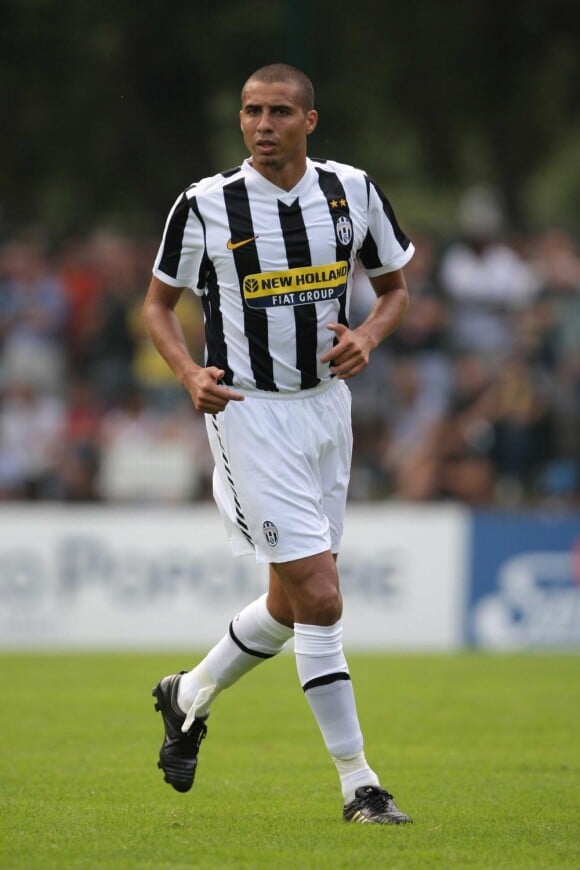 Le footballeur David Trezeguet quitte la Juventus de Turin pour rejoindre la Liga espagnole et le club Hercules Alicante.