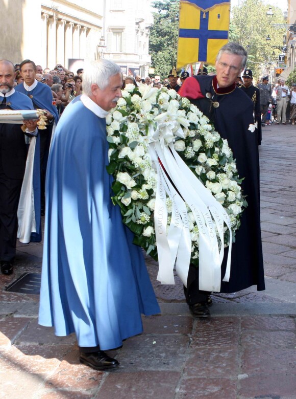 Les obsèques du prince Carlos Hugo de Bourbon-Parme, décédé le 18 août, se sont déroulées le 28 août à la basilique Santa Maria della Steccata.
