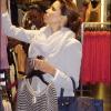 Eva Longoria en shopping à Londres avant son dîner avec Victoria Beckham...