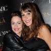 Audrey Dana et sa soeur lors de la soirée à L'Arc suivant l'avant-première du film Ces amours-là à Paris le 12 septembre 2010
