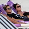 Adriana Lima sur la plage à Miami le 21/09/10 a refusé de se mettre en maillot de bain !