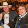 Larry Hagman est à Munich pour la fête de la bière