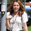 La pétillante Miley Cyrus ressort le short en jean noir taille haute. Un must à L.A où le soleil brille toute l'année...