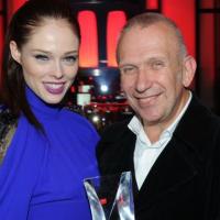 La belle Coco Rocha célèbre l'excellence avec Jean-Paul Gaultier...