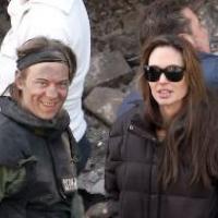 Angelina Jolie : Malgré le scandale, elle continue son film...