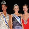 Clémence Thill, Miss Aquitaine 2011, entourée de Malika Ménard et Sylvie Tellier à l'élection de Miss Aquitaine (16 octobre 2010 à Cadillac)