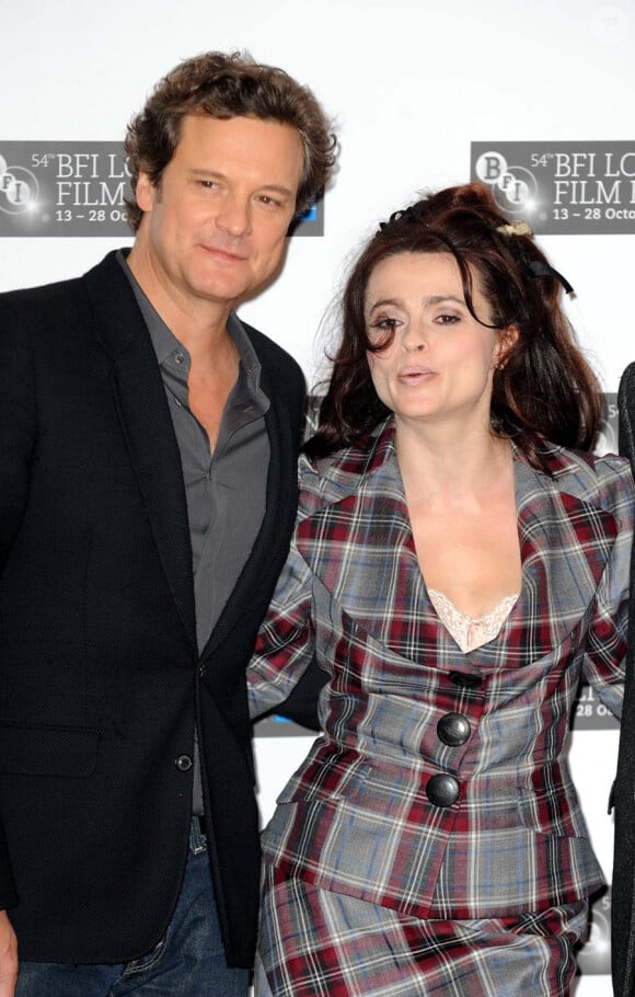 Colin Firth et Helena Bonham Carter lors du photocall pour le film The Kings Speech au cinéma Vue sur Leicester Square à Londres durant le BFI London Film Festival le 21 octobre 2010 