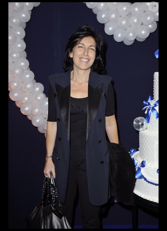 Ruth Elkrief lors de la générale de la comédie musicale Mamma Mia au Théâtre Mogador à Paris le 28 octobre 2010 