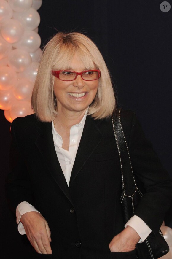 Mireille Darc lors de la générale de la comédie musicale Mamma Mia au Théâtre Mogador le 28 octobre 2010