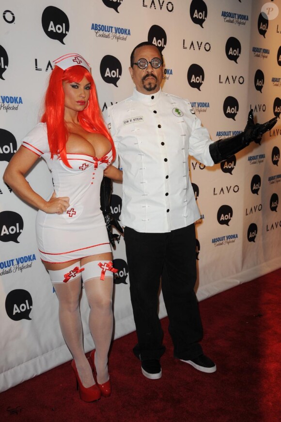Ice-T et son épouse Coco lors de la soirée Halloween Party, organisée par Heidi Klum, le 31 octobre 2010
