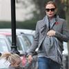 Stella McCartney très enceinte, accompagne sa fille Bailey à l'école, à Londres, le 2 novembre 2010