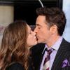 Pas avare de baisers ni de compliments envers sa femme Susan, Robert Downey Jr est un homme comblé : "Elle m'a sauvé la vie tout simplement. Je suis un autre homme depuis qu'elle est à mes côtés."