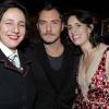 Soirée hommage à Isabella Blow, au Fumoir à Londres, le 8 nvoembre 2010 : Selina Blow, Jude Law et Lauren Goldstein Crowe