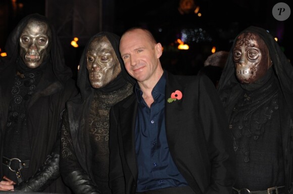 Ralph Fiennes lors de l'avant-première à Londres de Harry Potter et les Reliques de la mort - partie I le 11 novembre 2010