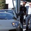 50 Cent est à Los Angeles pour se trouver une jolie voiture... une lamborghini serait une bonne idée (4 novembre 2010)