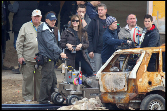 Angelina Jolie sur le tournage de sa première réalisation en Hongrie à Budapest le 14 novembre 2010