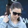 Jessica Biel fait ses courses à Los Angeles, le 29 novembre 2010.