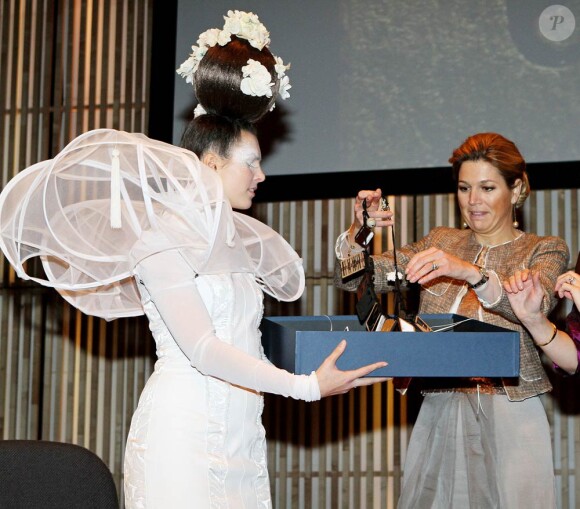 Maxima des Pays-Bas remettait le 29 novembre 2010 le prix pour la Culture Prince Bernhard, à Amsterdam.
