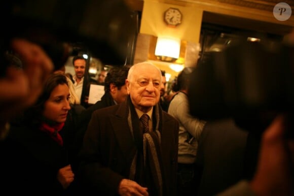 Pierre Bergé aux 20 ans de la revue La règle du jeu, au Café de Flore, à Paris. 30/11/2010