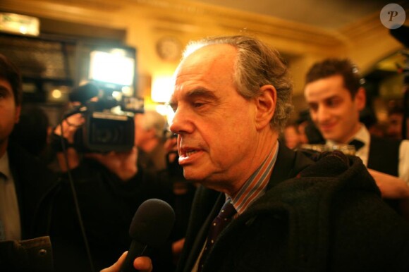 Frédéric Mitterrand aux 20 ans de la revue La règle du jeu, au Café de Flore, à Paris. 30/11/2010
