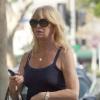 Goldie Hawn à la sortie d'un bar nail à Los Angeles, le 2 décembre 2010.