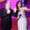 Une belle complicité est née entre Alain Delon et Malika Ménard, Miss France 2010. 