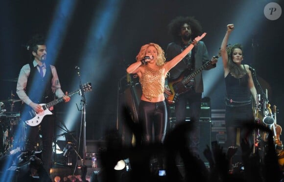 Shakira en concert à Paris-Bercy, le 6 décembre 2010.