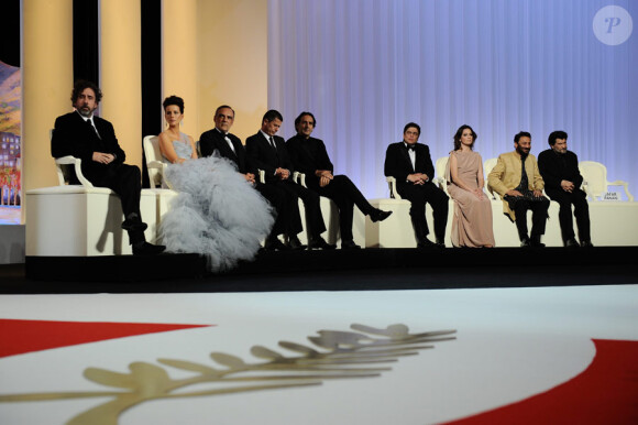 Les membres du jury de Cannes 2010 ont laissé la place de Jafar Panahi volontairement vide